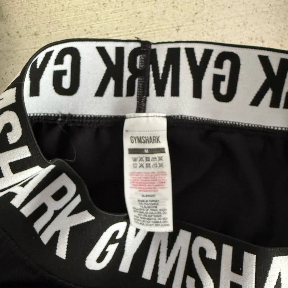 Gymshark seamless shorts - Picture 3 of 3